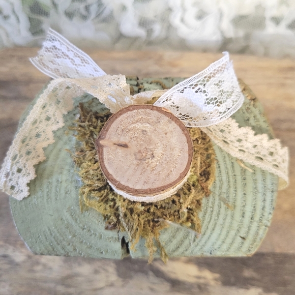 Cute Wood Fall Pumpkin in Sage Green - Picture 6 of 6